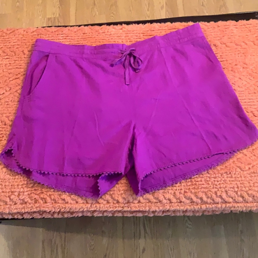 2X Soft Short Trim Front Pockets Elastic at waist on back of shorts PLEASE READ